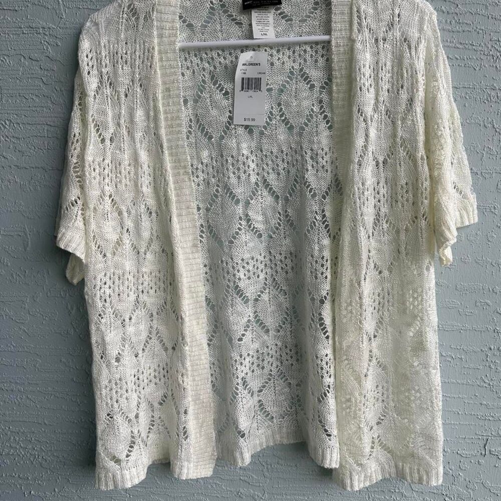 Alexis Women's White and Cream Cardigan